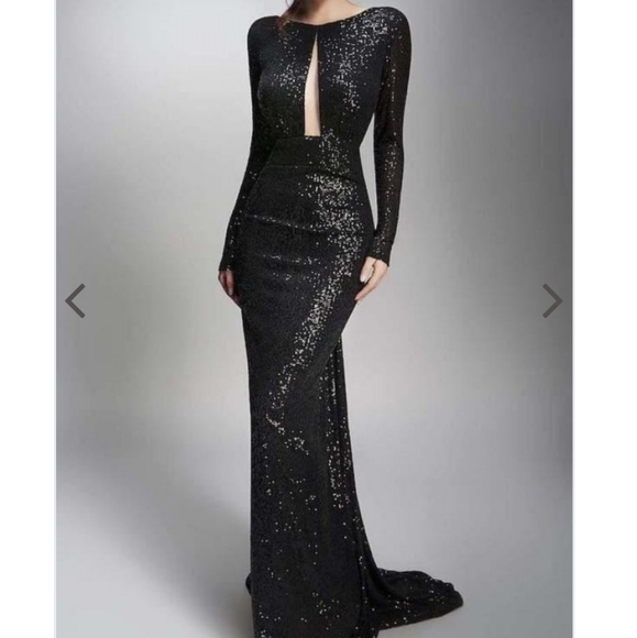 Nicole Bakti Gown - Picture 8 of 13